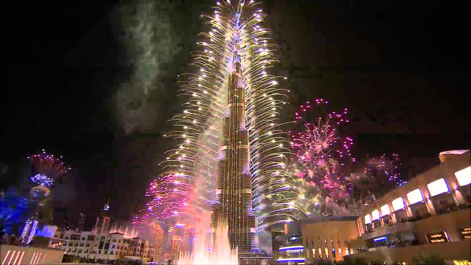 Fuegos Artificiales hipnotizantes en Burj Khalifa