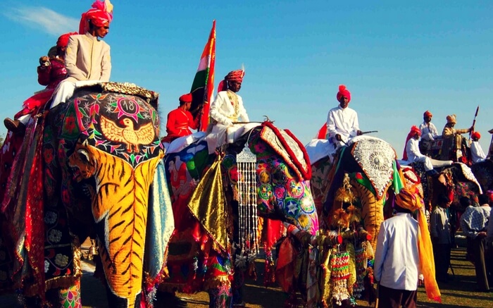 las celebraciones reales de Holi -a través de Rajasthan